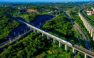 长沙到福建漳州高铁怎么坐？