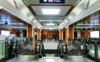 哈尔滨地铁新疆大街站有何特色？