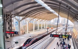 徐州东到江西上饶高铁怎么坐？