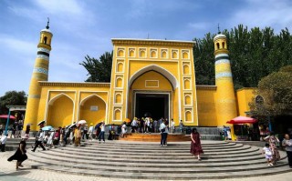 新疆名胜古迹有哪些？