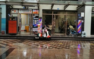 福建龙岩最大理发店有何特别之处？