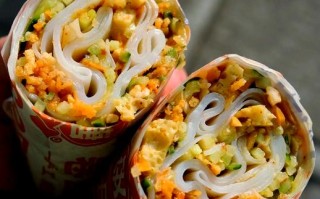 新疆乌鲁木齐小四面皮是什么特色美食？