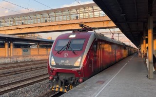 上海到新疆高铁火车何时能通？