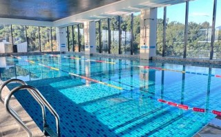 福建有哪些靠谱的室内游泳馆？