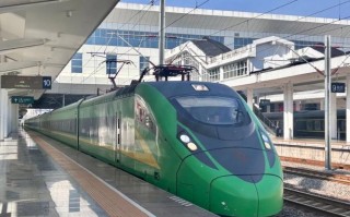 福建龙岩到南靖动车怎么坐？