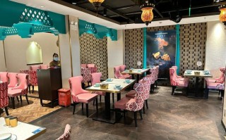 上海耶里夏丽新疆餐厅有何独特魅力？