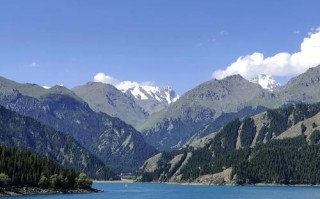 新疆旅游最佳季节是几月？