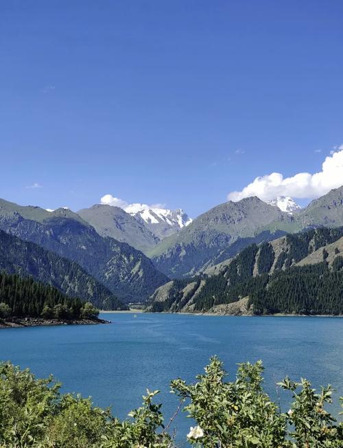 新疆旅游最佳季节是几月？-第2张图片-花冠旅游服务