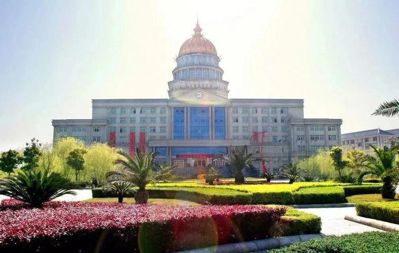 江西外语外贸职业学院地址在哪？-第1张图片-花冠旅游服务