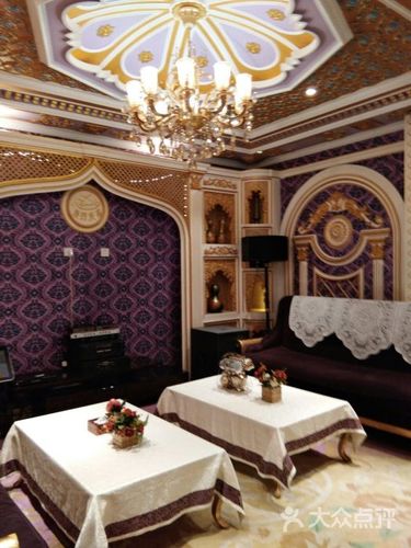 新疆麦西来甫民族宴会厅有何独特魅力？-第3张图片-花冠旅游服务