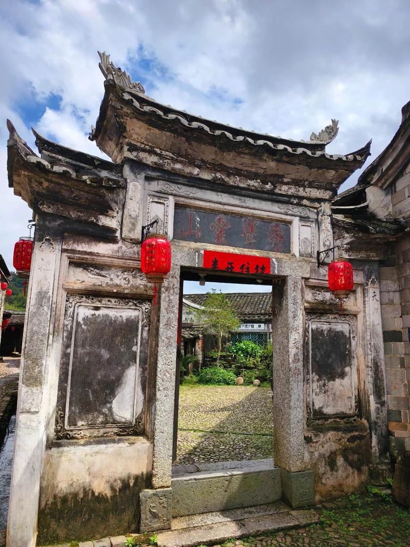 福建省 龙岩市 连城县-第3张图片-花冠旅游服务