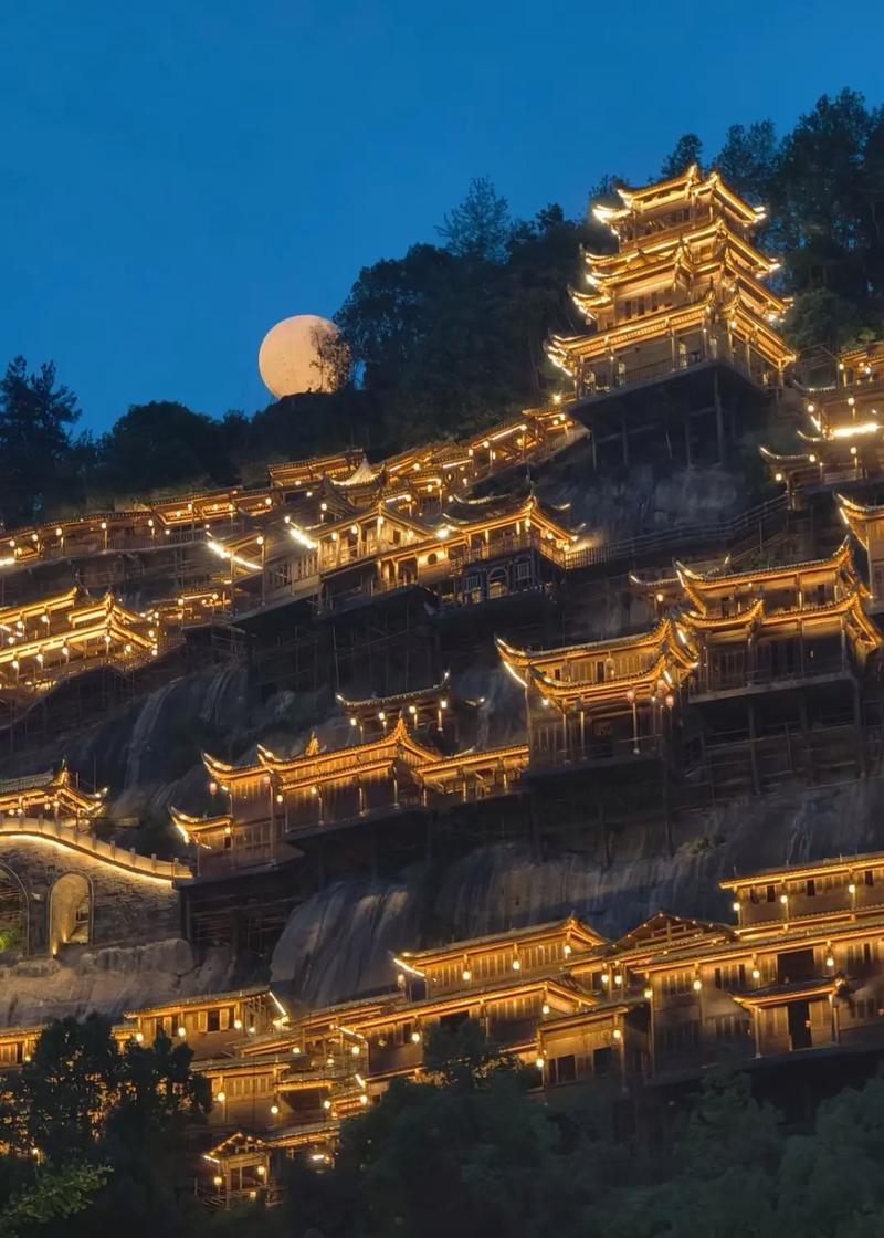 江西上饶有哪些必游景点？-第1张图片-花冠旅游服务