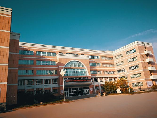 新疆乌鲁木齐四十一中有什么特色？-第1张图片-花冠旅游服务