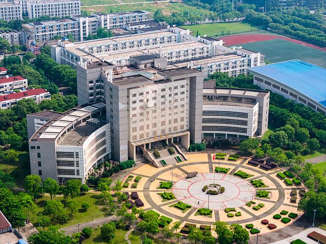 江西财经大学麦庐园校区-第1张图片-花冠旅游服务 江西财经大学麦庐园校区-第1张图片-花冠旅游服务