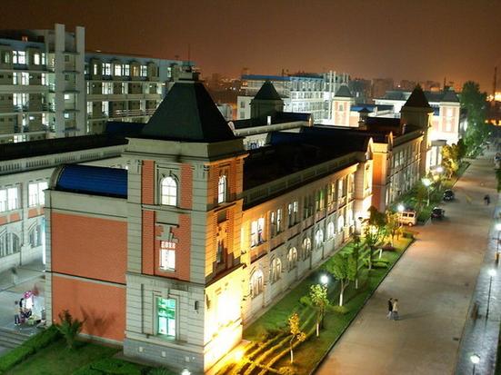 江西财经大学麦庐园校区-第3张图片-花冠旅游服务