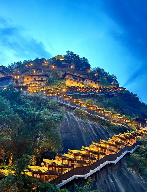 江西有哪些值得一去的旅游景点?-第1张图片-花冠旅游服务 江西有哪些值得一去的旅游景点?-第1张图片-花冠旅游服务