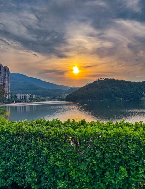 泉州聚龙小镇有何独特魅力？-第2张图片-花冠旅游服务