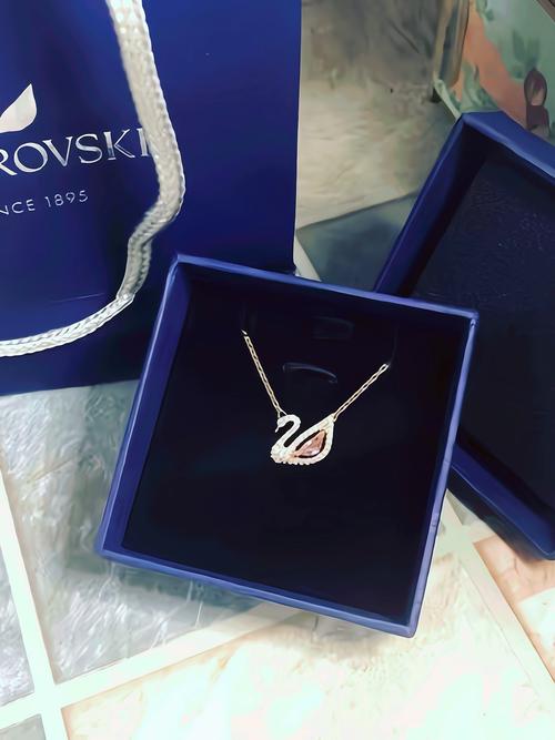 江西哪里能买到施华洛世奇？-第3张图片-花冠旅游服务