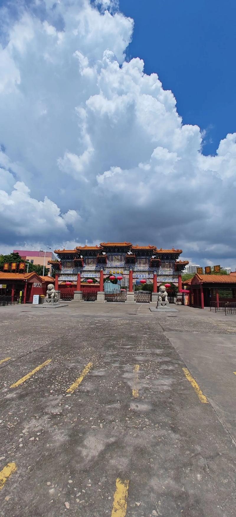 福建同安影视城一日游好玩吗？-第1张图片-花冠旅游服务