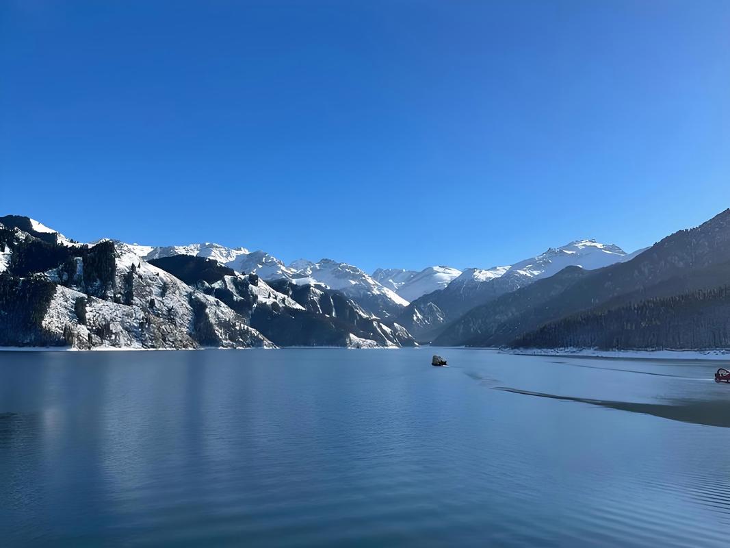 新疆有哪些值得一游的风景名胜区?-第1张图片-花冠旅游服务 新疆有哪些值得一游的风景名胜区?-第1张图片-花冠旅游服务