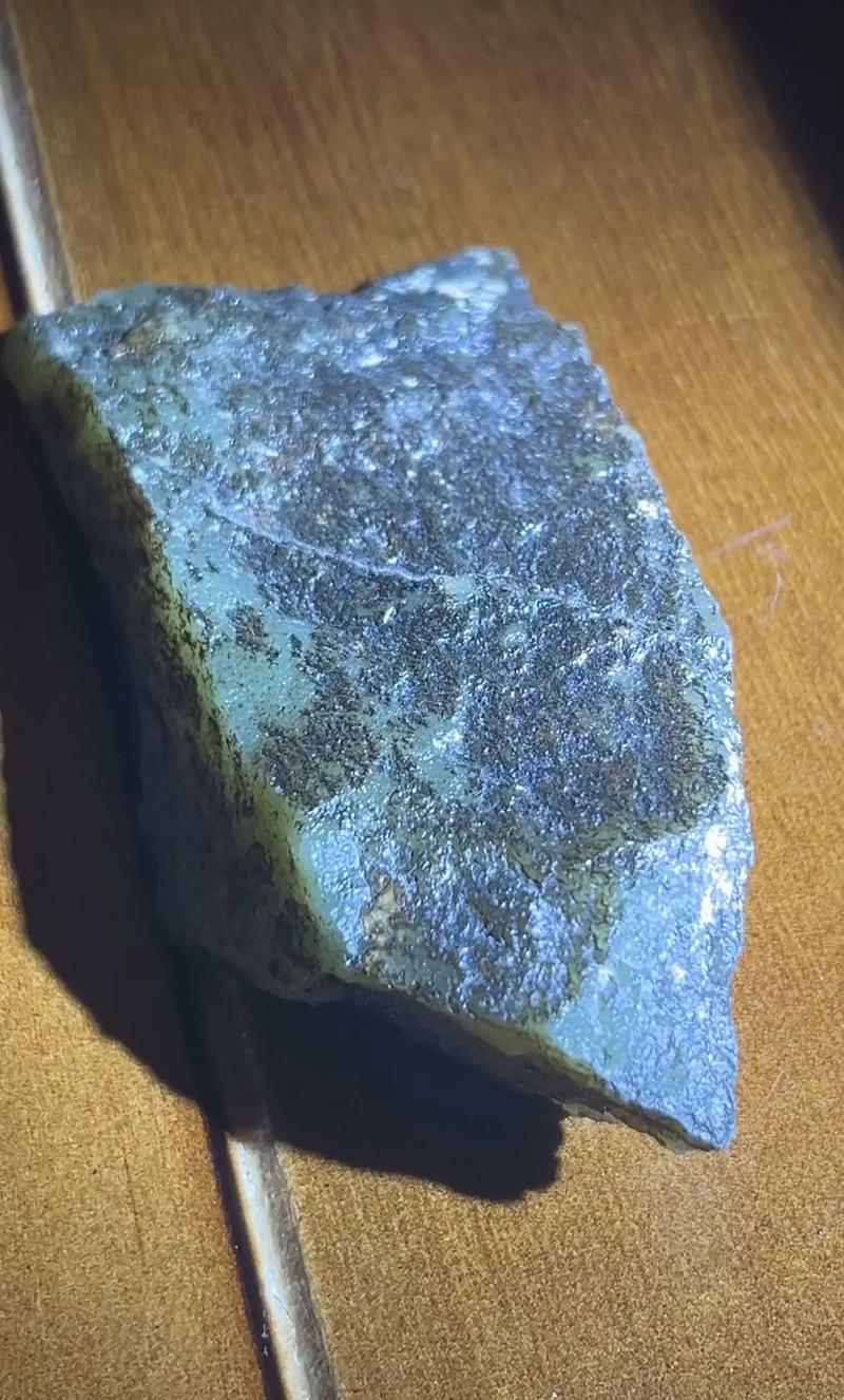 新疆叶城玉石具体分布在哪些区域?-第1张图片-花冠旅游服务 新疆叶城玉石具体分布在哪些区域?-第1张图片-花冠旅游服务