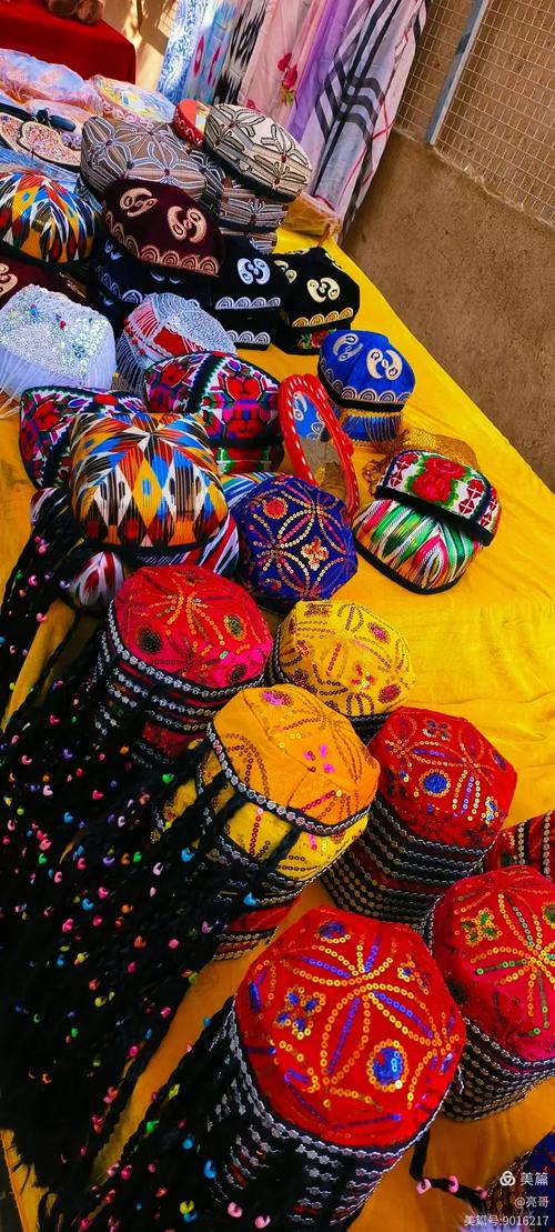 7月新疆旅游带什么必备物品？-第3张图片-花冠旅游服务