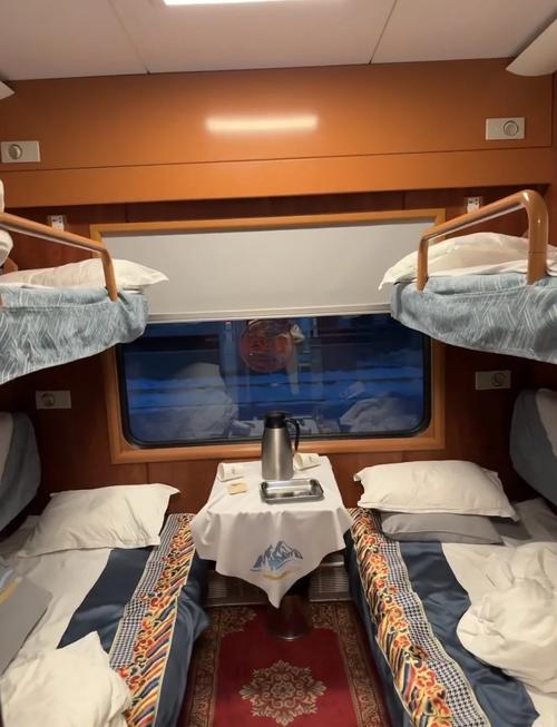 太原到新疆火车卧铺怎么买?-第3张图片-花冠旅游服务 太原到新疆火车卧铺怎么买?-第3张图片-花冠旅游服务