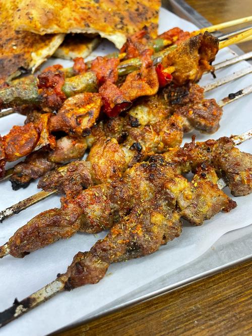 新疆烤肉为何能成舌尖上的中国招牌？-第2张图片-花冠旅游服务