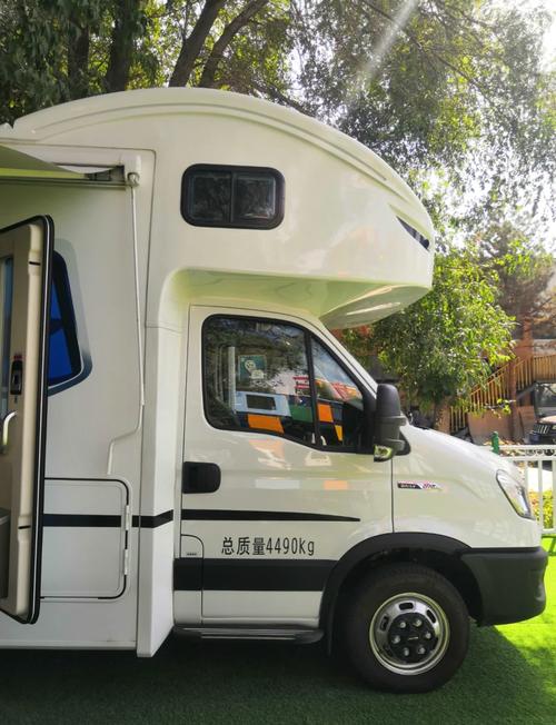 新疆旅行家房车俱乐部，房车旅行怎么玩？-第3张图片-花冠旅游服务