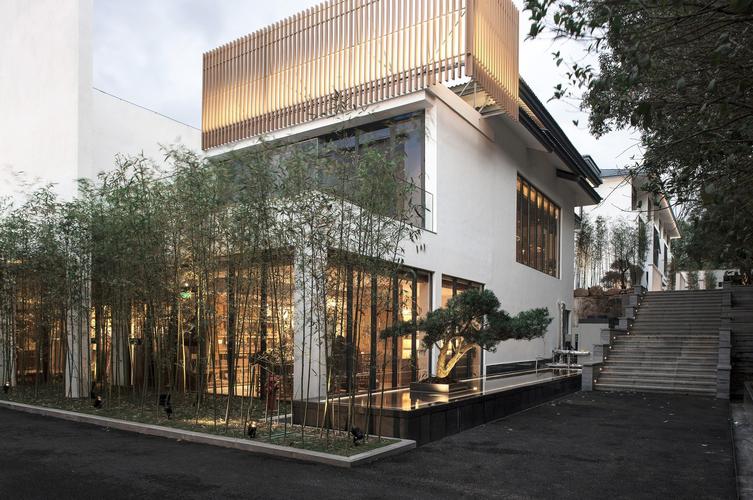 福建光龙大酒店特服是什么服务？-第3张图片-花冠旅游服务