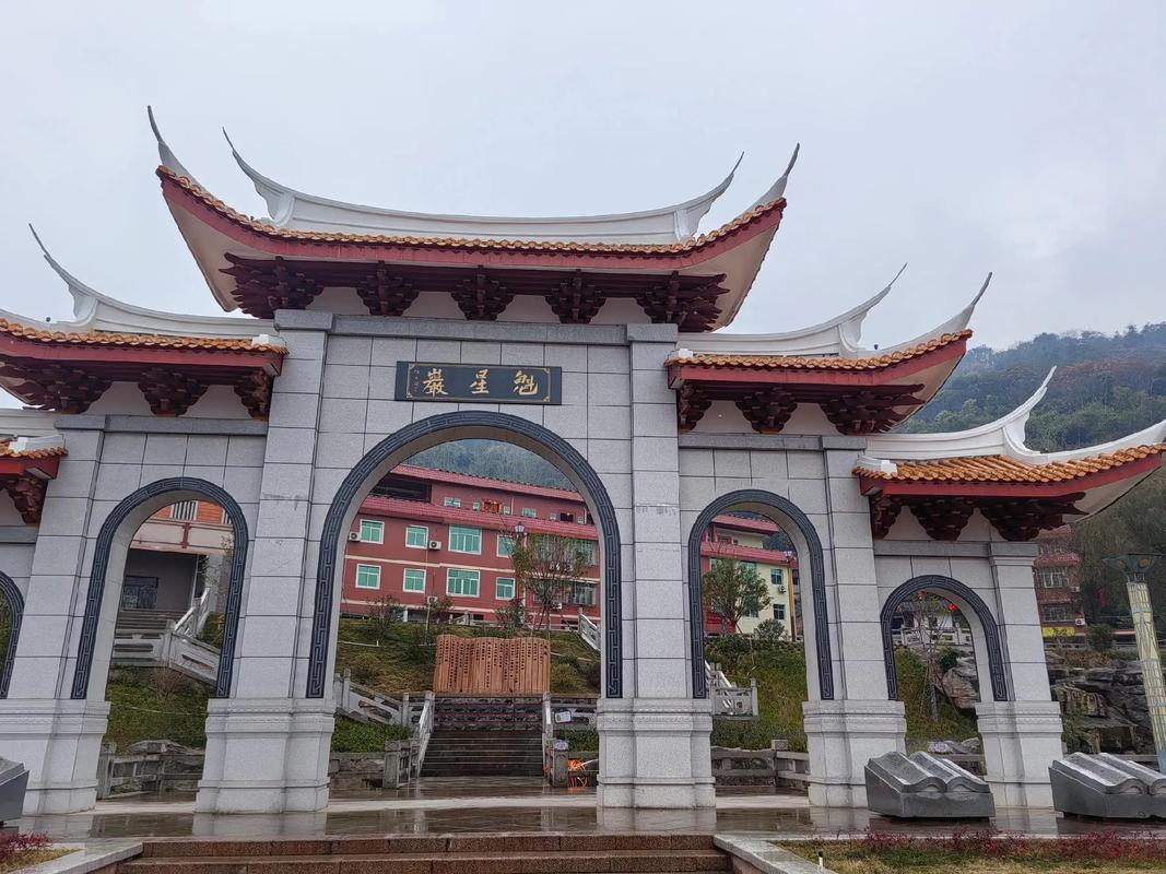 福建省立医院附近有哪些景点可逛？-第1张图片-花冠旅游服务