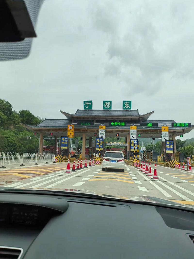 龙华汽车站到江西于都有直达车吗?-第1张图片-花冠旅游服务 龙华汽车站到江西于都有直达车吗?-第1张图片-花冠旅游服务