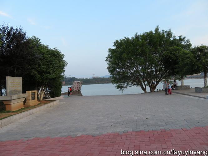 龙华汽车站到江西于都有直达车吗?-第2张图片-花冠旅游服务 龙华汽车站到江西于都有直达车吗?-第2张图片-花冠旅游服务