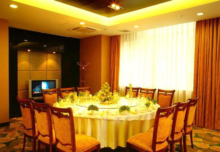 新疆南航明珠国际酒店有何特色？-第3张图片-花冠旅游服务