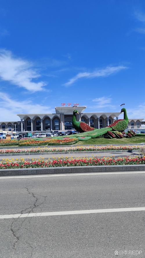 新疆图木舒克火车站有何特别之处？-第2张图片-花冠旅游服务
