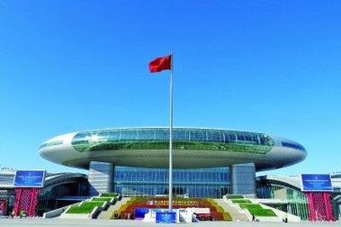 新疆乌鲁木齐会展中心有何特色与亮点?-第1张图片-花冠旅游服务 新疆乌鲁木齐会展中心有何特色与亮点?-第1张图片-花冠旅游服务