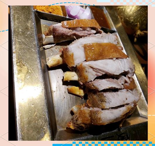 楼兰故事餐厅，新疆味儿里藏着什么秘密？-第2张图片-花冠旅游服务