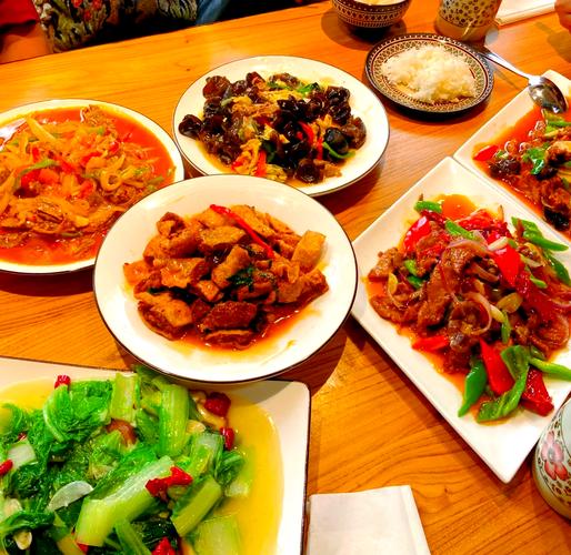 新疆乌鲁木齐清膳美食-第2张图片-花冠旅游服务 新疆乌鲁木齐清膳美食-第2张图片-花冠旅游服务