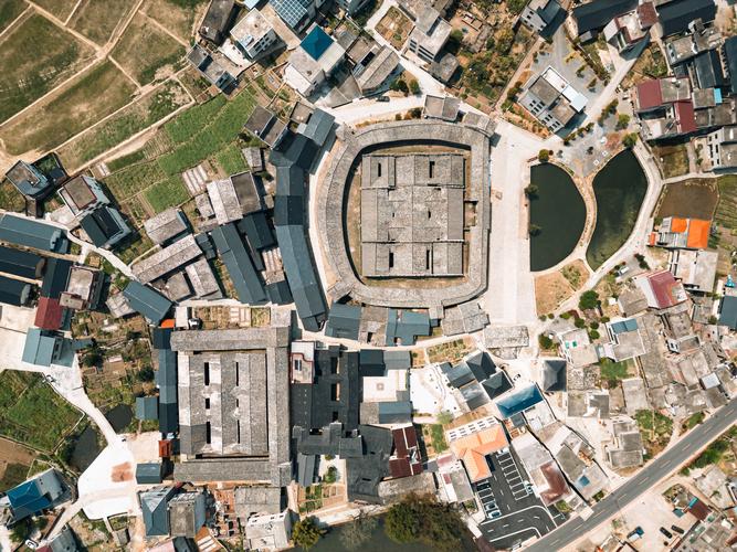 江西龙南到广州列车时刻表查询?-第1张图片-花冠旅游服务 江西龙南到广州列车时刻表查询?-第1张图片-花冠旅游服务