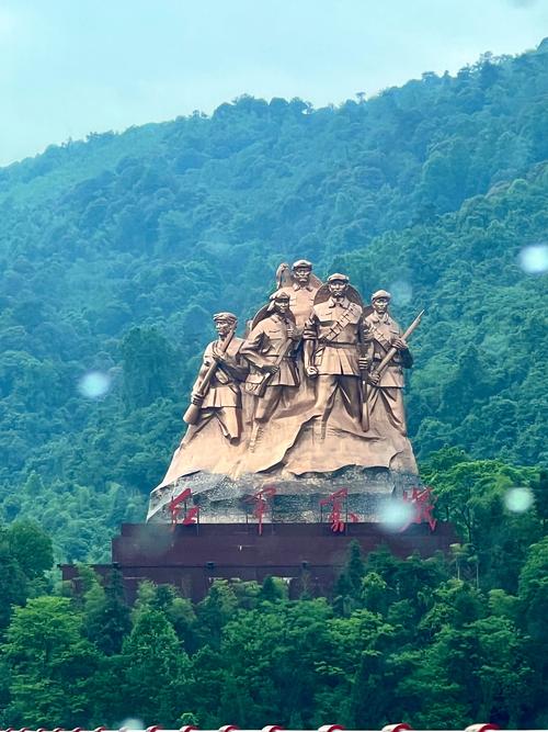 井冈山有哪些必游景点?-第1张图片-花冠旅游服务 井冈山有哪些必游景点?-第1张图片-花冠旅游服务