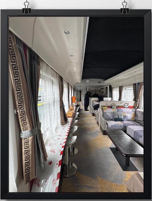 青岛到新疆旅游专列,路线怎么安排?-第1张图片-花冠旅游服务 青岛到新疆旅游专列,路线怎么安排?-第1张图片-花冠旅游服务