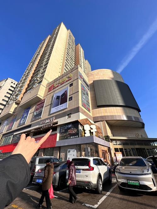 乌鲁木齐友好商场有何独特之处？-第2张图片-花冠旅游服务