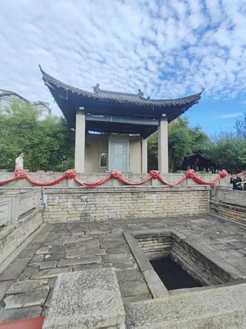 江西宜春温汤镇好玩吗-第3张图片-花冠旅游服务