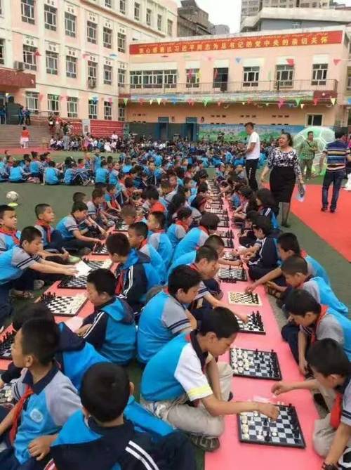 乌鲁木齐第五小学有何特色？-第2张图片-花冠旅游服务