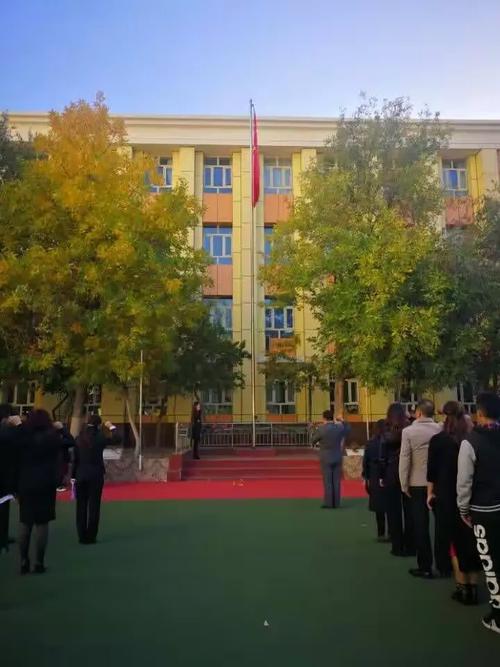 乌鲁木齐第五小学有何特色？-第3张图片-花冠旅游服务