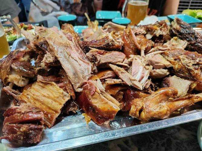 正宗新疆烤全羊怎么做？-第2张图片-花冠旅游服务