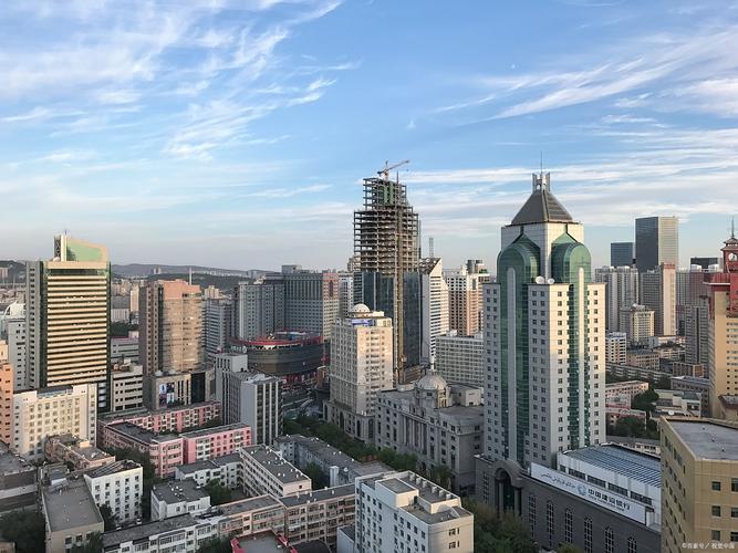 新疆乌鲁木齐大湾北路有何特别之处？-第2张图片-花冠旅游服务