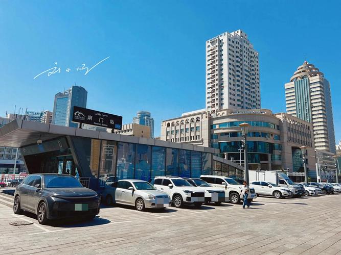 新疆乌鲁木齐南湖北路有何特色或故事？-第2张图片-花冠旅游服务