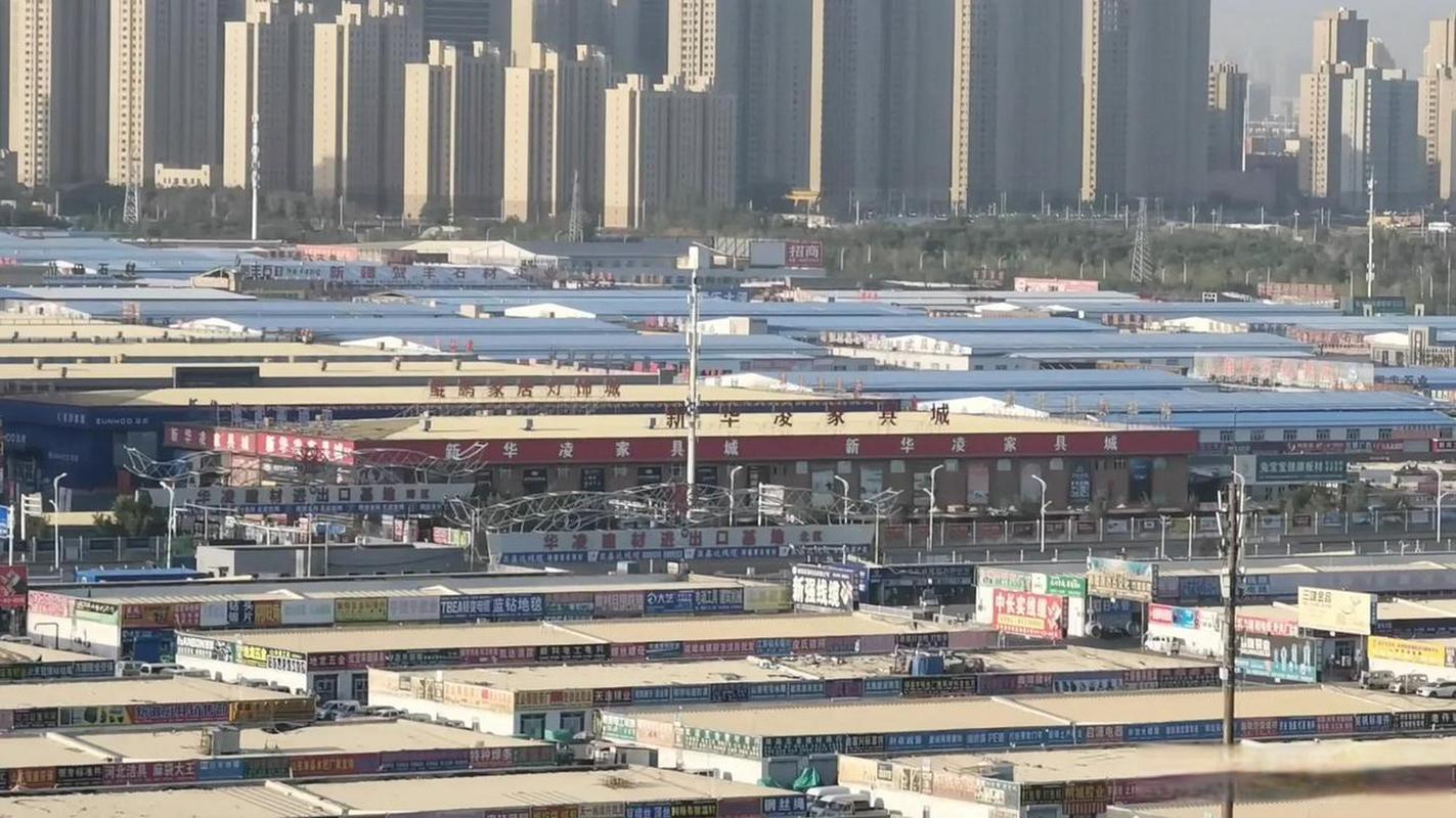 乌鲁木齐华凌市场有何独特魅力？-第3张图片-花冠旅游服务