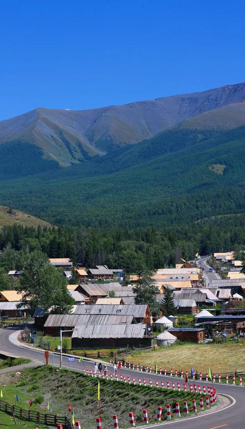 新疆阿勒泰青河有何独特魅力？-第2张图片-花冠旅游服务